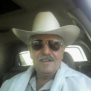 Meet your Posher, Jose l